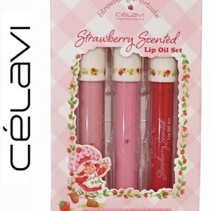 Celavi X Strawberry Shortcake Strawberry Scented Lip Oil Set
